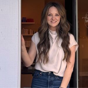 Meet your Posher, Veronica